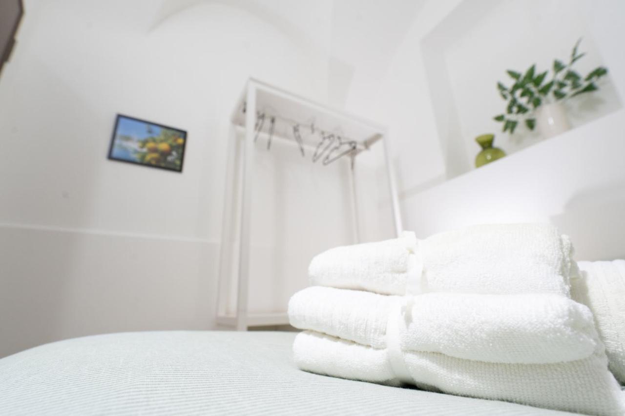 Be Happy Rooms Catania Exterior photo